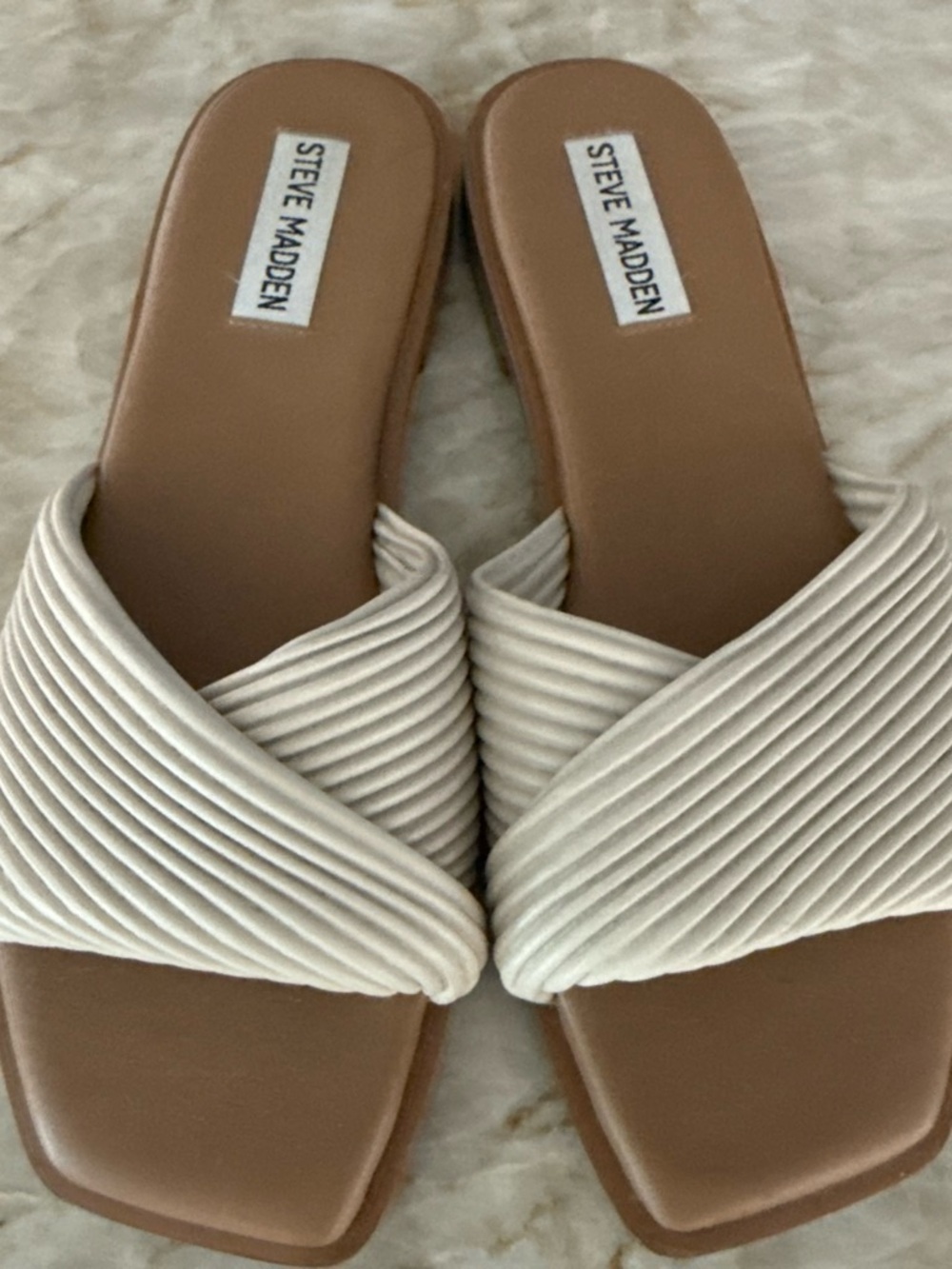 Steve Madden Cream Ribbed Crossover Slide Sandals - Picture 2 of 3
